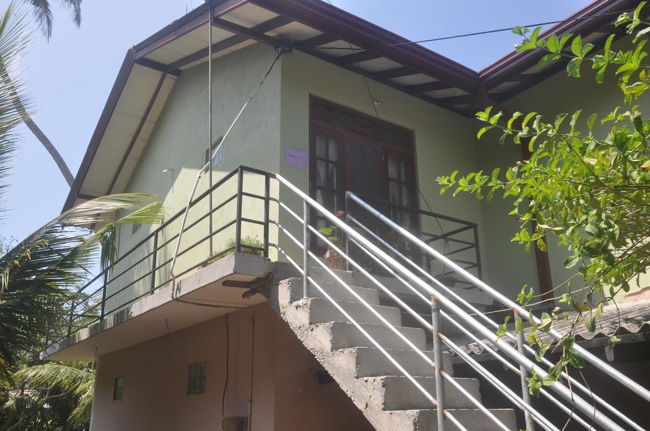 Nisadi Villa Бентота Екстериор снимка