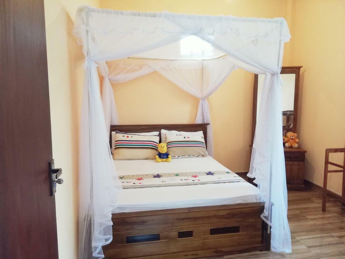 Nisadi Villa Бентота Екстериор снимка