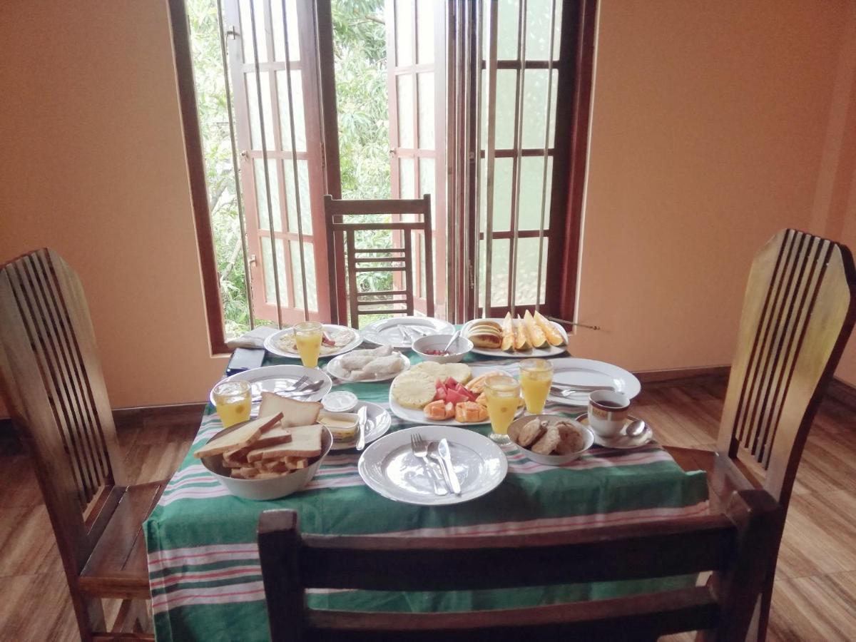 Nisadi Villa Бентота Екстериор снимка